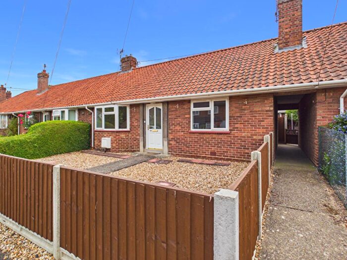 2 Bedroom Terraced Bungalow For Sale In Retreat Estate, Downham Market, Norfolk, PE38