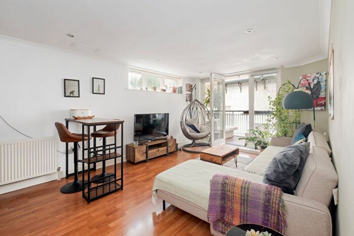 1 Bedroom Flat For Sale In Kingsland Road, London, E8
