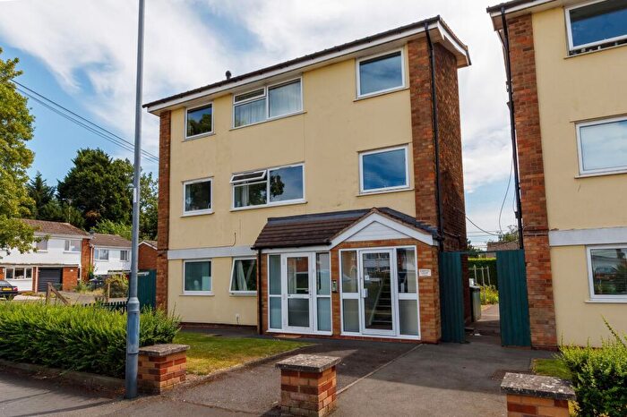 2 Bedroom Apartment For Sale In Campion Road, Leamington Spa, CV32