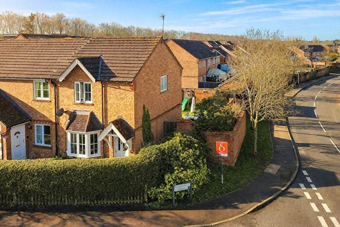 3 Bedroom End Of Terrace House For Sale In Primrose Drive, Hertford, SG13