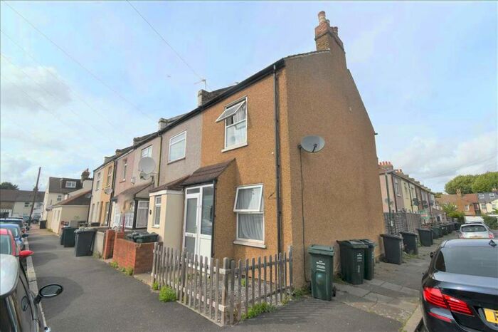 2 Bedroom House To Rent In Waldeck Road, Dartford, DA1