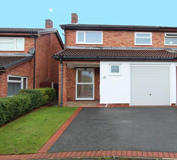 3 Bedroom Semi Detached House For Sale In Northleigh Grove, LL11