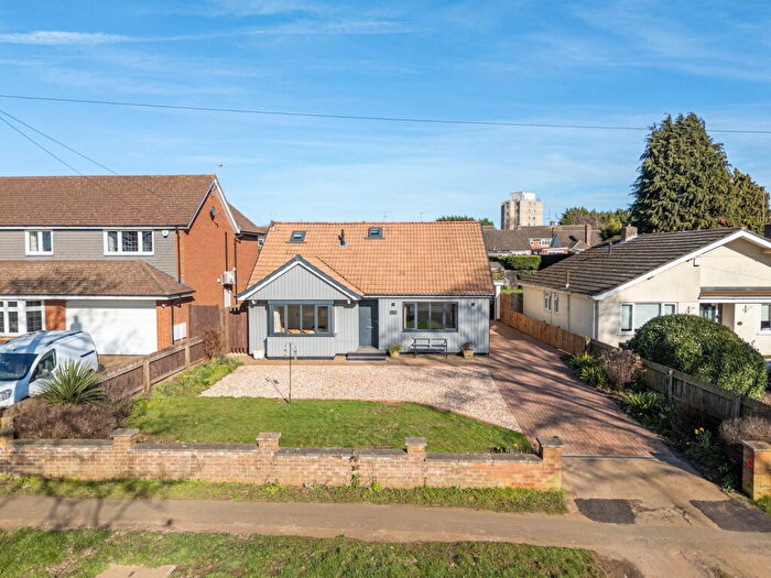 4 Bedroom Detached Bungalow For Sale In Gipsy Lane, Kettering, NN16