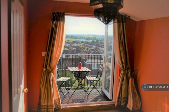 4 Bedroom Terraced House To Rent In Ashgrove Road, Bristol, BS3