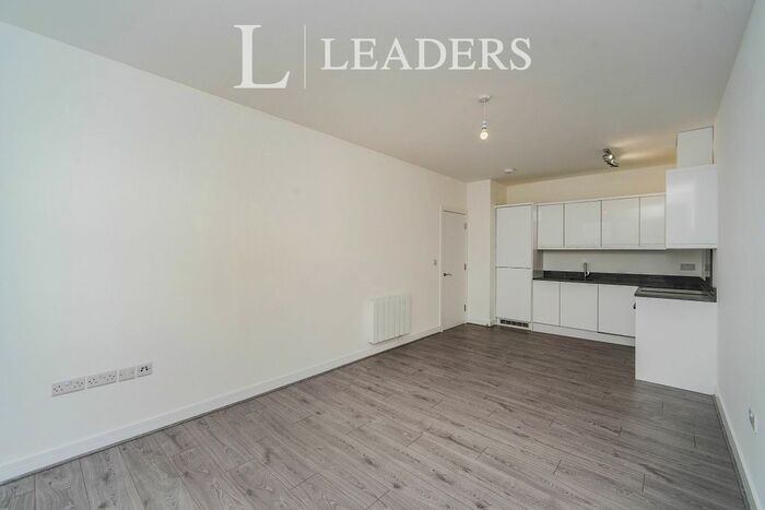 1 Bedroom Flat To Rent In School Road, Hove, BN3