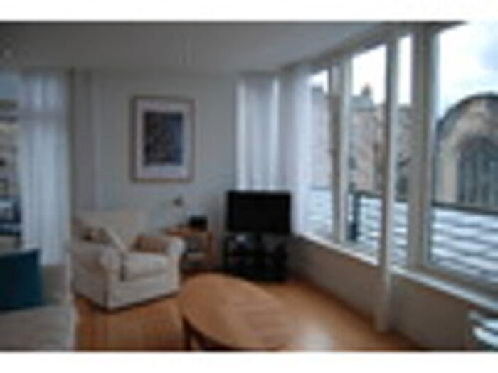 2 Bedroom Flat To Rent In Old Infirmary Lane, Edinburgh, EH1