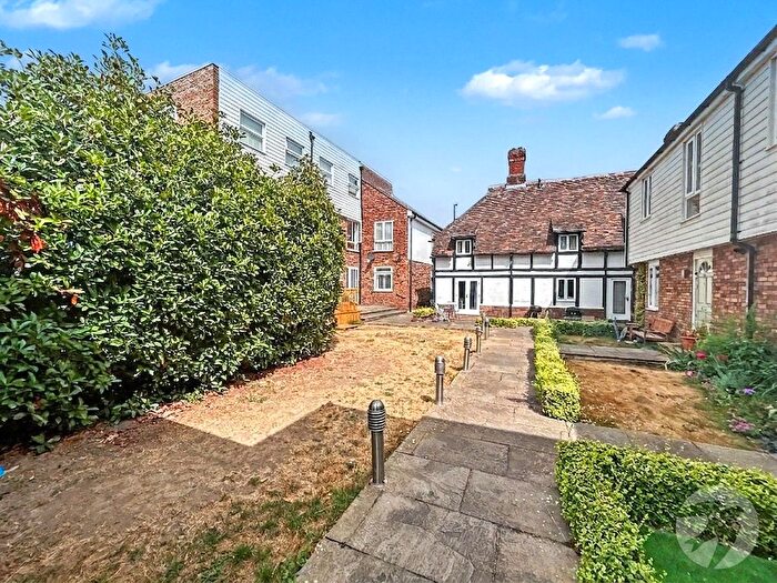 2 Bedroom Flat For Sale In Foots Cray High Street, Sidcup, DA14