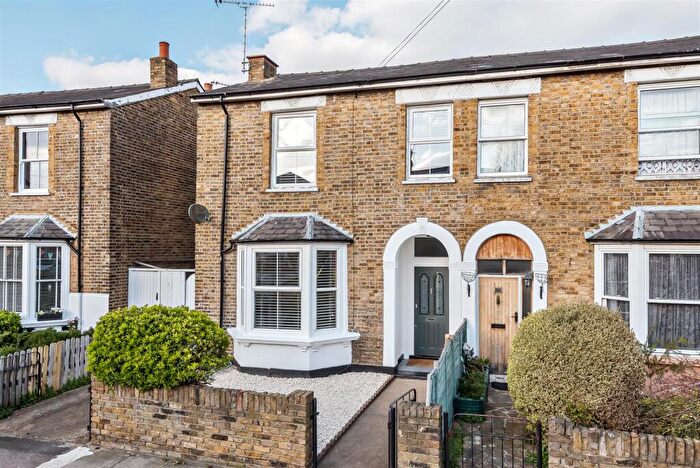 4 Bedroom Semi Detached House To Rent In Denmark Road, Kingston Upon Thames, KT1