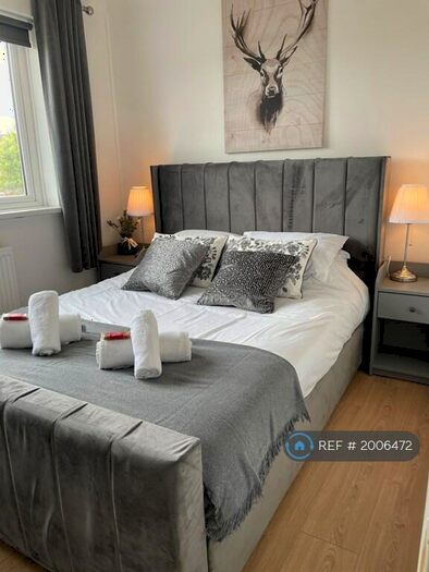 3 Bedroom Flat To Rent In London Road, Rayleigh, SS6