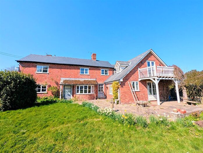 5 Bedroom Detached House For Sale In Bearwood, Leominster, HR6