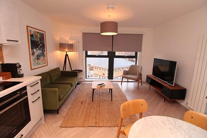 2 Bedroom Flat To Rent In Minerva Way, Finnieston, G3