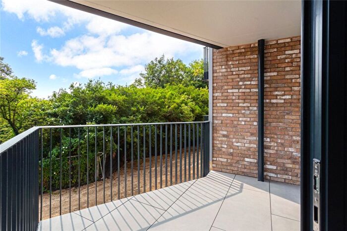 1 Bedroom Flat For Sale In Dylon Riverside, Purbeck Gardens, London, SE26