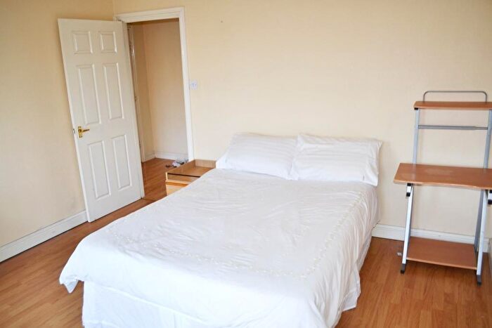 2 Bedroom Apartment To Rent In Victoria Square, Jesmond, Newcastle Upon Tyne, NE2