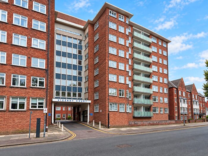 2 Bedroom Flat For Sale In Viceroy Court, Lord Street, Southport, Merseyside, PR8