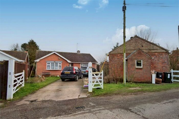 2 Bedroom Detached Bungalow For Sale In Willoughby Road, Cumberworth, Alford, Lincolnshire, LN13