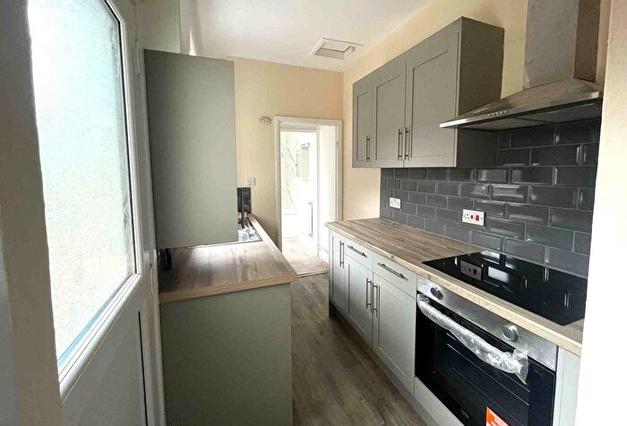 3 Bedroom Terraced House To Rent In Newcastle Street, Huthwaite, Sutton-In-Ashfield, NG17