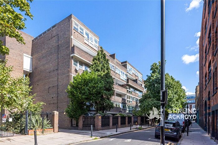 1 Bedroom Flat To Rent In Compton Street, London, EC1V