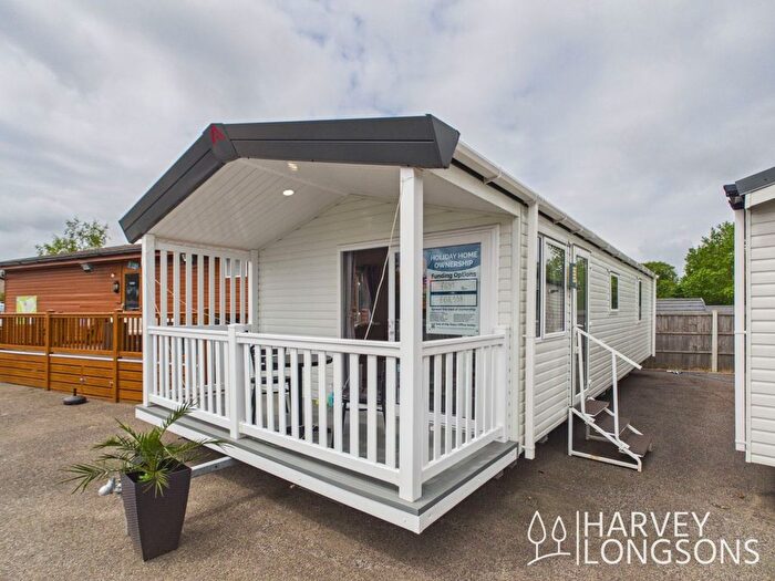 2 Bedroom Park Home For Sale In Shottendane Road, Birchington, CT7