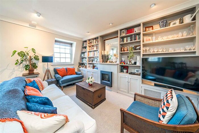 3 Bedroom Flat To Rent In Claverton Street, London, SW1V