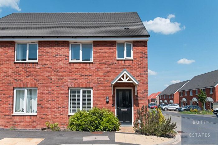 3 Bedroom Semi-Detached House For Sale In Radfords Turf, Cranbrook, EX5