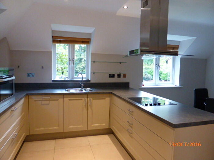 2 Bedroom Apartment To Rent In Wray Common Road, Reigate, RH2