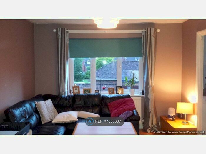 1 Bedroom Flat To Rent In Mimosa Close, Lindford, GU35