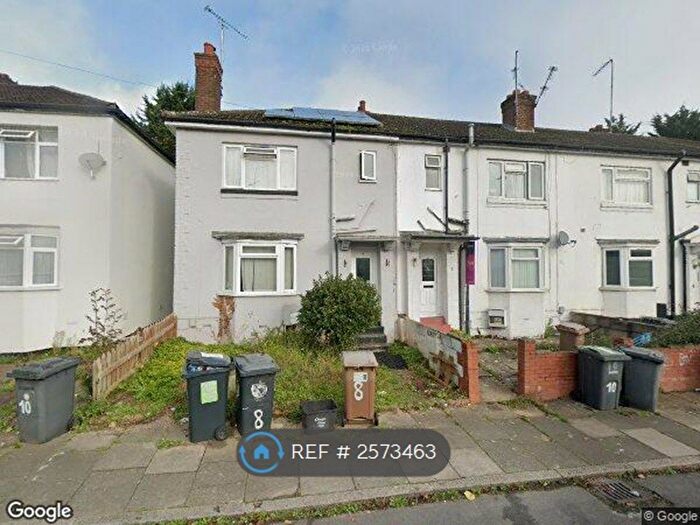 3 Bedroom End Of Terrace House To Rent In Summerfield Road, Luton, LU1