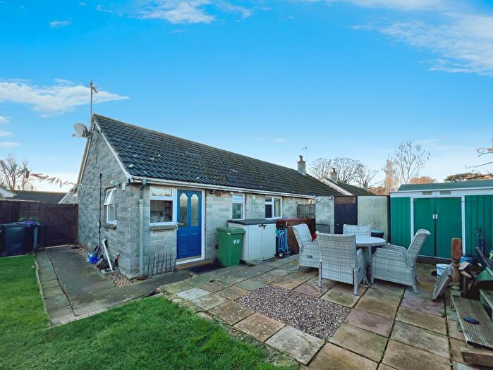 2 Bedroom Bungalow For Sale In Lime Tree Close, Fulbeck, Grantham, NG32