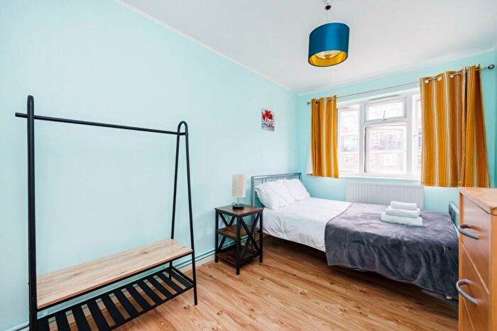 3 Bedroom Flat To Rent In Geffrye Estate, London, N1