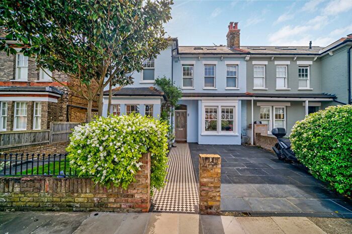 6 Bedroom Semi Detached House For Sale In Ormonde Road, London, SW14