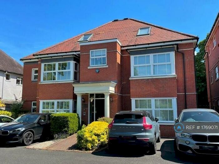 2 Bedroom Flat To Rent In Luttrell House, Sutton Coldfield, B72