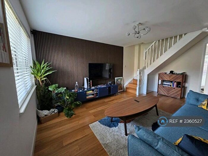 2 Bedroom Terraced House To Rent In Gogarloch Syke, Edinburgh, EH12