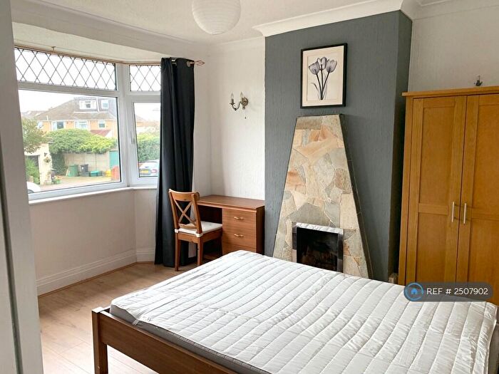 4 Bedroom Semi-Detached House To Rent In Mackie Avenue, Filton, Bristol, BS34