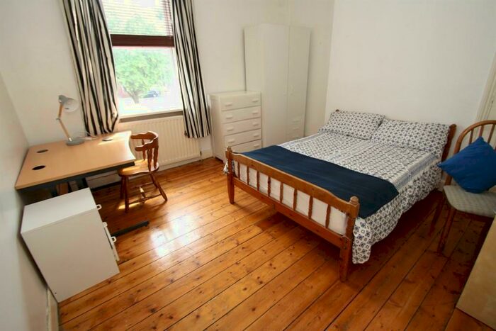 5 Bedroom Terraced House To Rent In (£pppw) Chester Crescent, Newcastle Upon Tyne, NE2