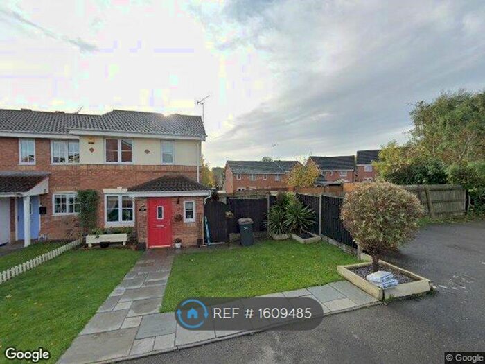 3 Bedroom Semi-Detached House To Rent In Reuben Avenue, Nuneaton, CV10