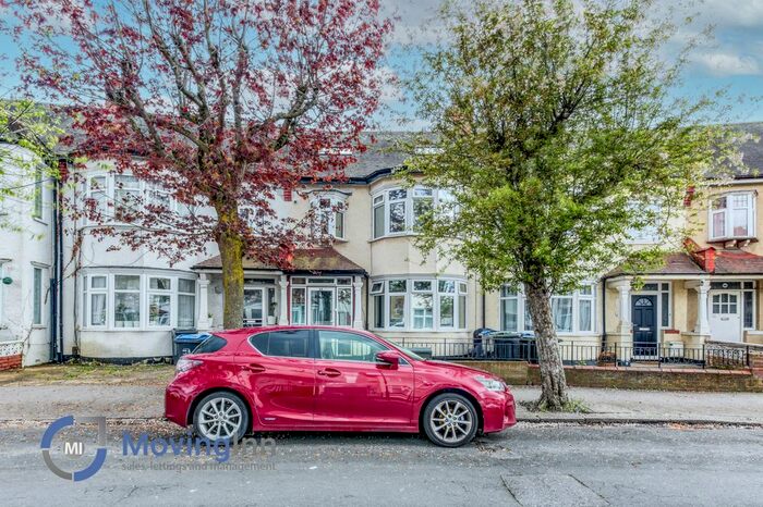 2 Bedroom Flat To Rent In Ashley Road, Thornton Heath, Surrey, CR7