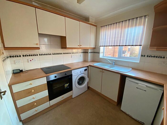 2 Bedroom Flat To Rent In Sovereign Place, Peterborough, PE3