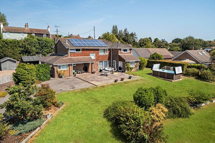5 Bedroom Detached House For Sale In Plain Road, Smeeth, Ashford, TN25