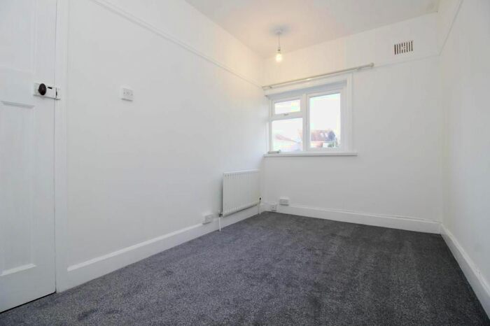 3 Bedroom Terraced House To Rent In Blackthorn Road, Southampton, SO19