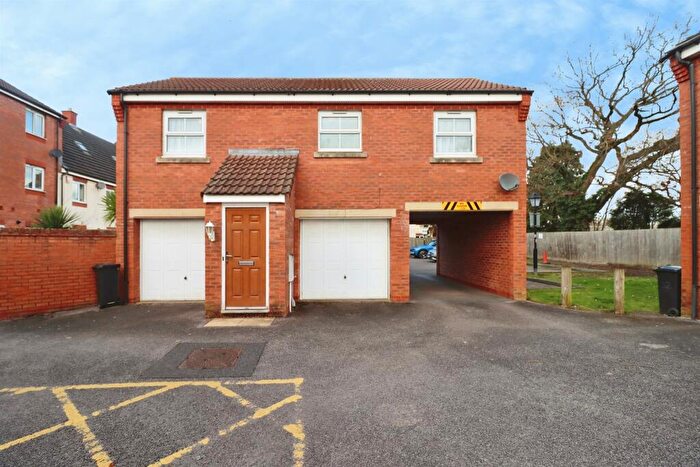 2 Bedroom House For Sale In New Charlton Way, Bristol, BS10