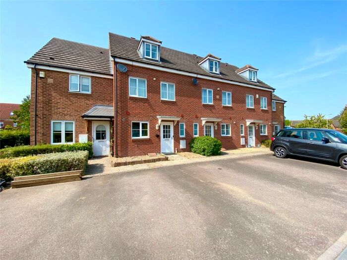 3 Bedroom Terraced House To Rent In Angus Close, Winnersh, Wokingham, Berkshire, RG41