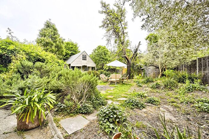 4 Bedroom Semi-Detached House To Rent In Clematis Street, Shepherd's Bush, London, W12