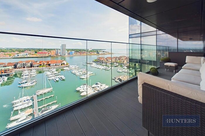 3 Bedroom Flat For Sale In The Moresby Tower, Ocean Way, SO14