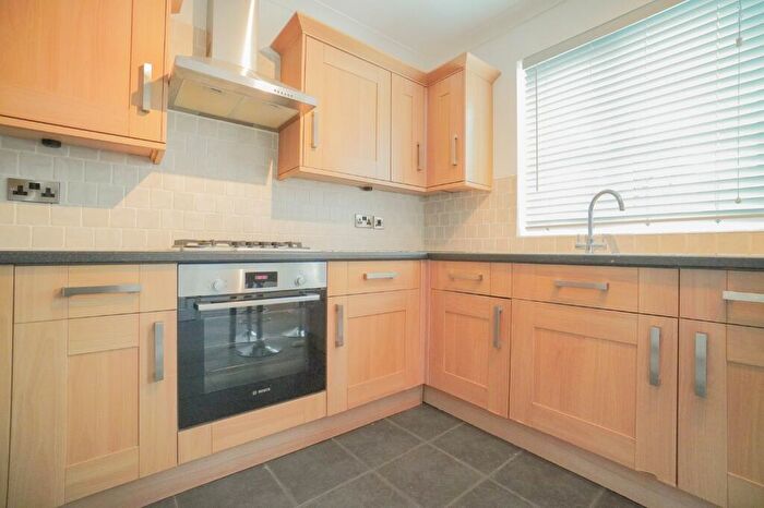 3 Bedroom Terraced House To Rent In Dawlish Mount, East End Park, Leeds, LS9