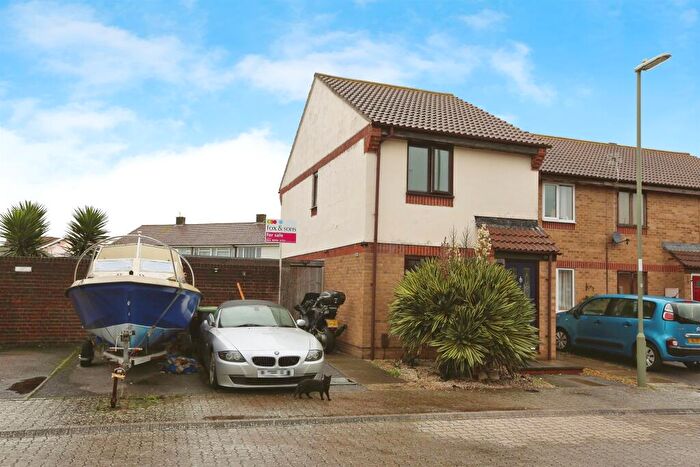 3 Bedroom End Of Terrace House For Sale In Rogers Close, Gosport, PO12