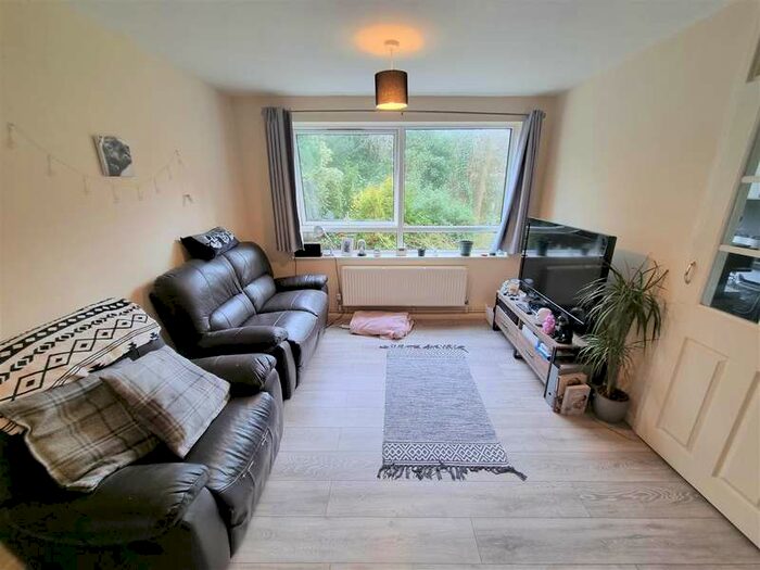 1 Bedroom Apartment To Rent In Durovernum Court, Canterbury, CT1