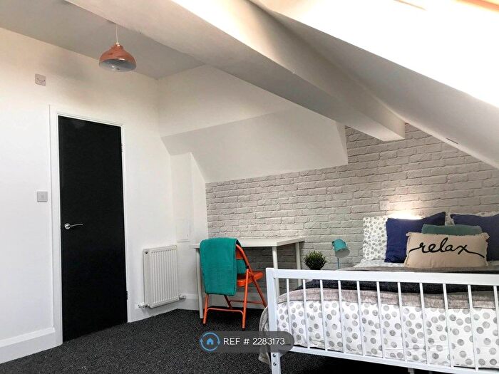 6 Bedroom Terraced House To Rent In Empress Road, Liverpool, L7