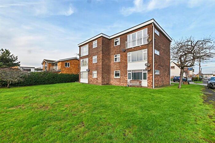 2 Bedroom Apartment For Sale In McGrail Court Aalten Avenue, Canvey Island, SS8