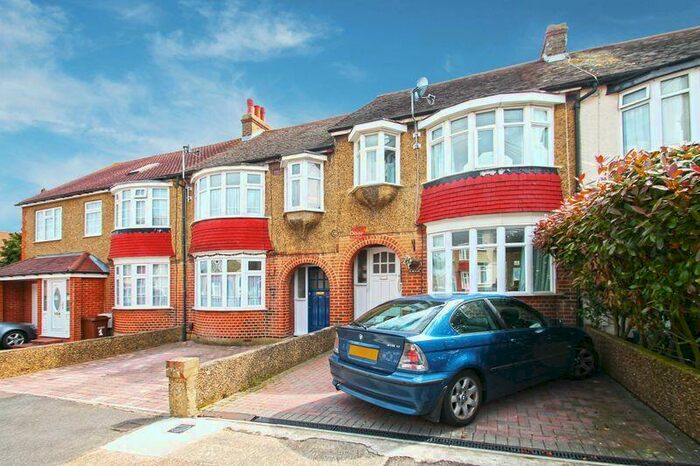 3 Bedroom Terraced House To Rent In Jackson Avenue, Rochester, ME1