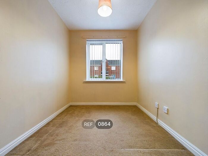 2 Bedroom Flat To Rent In Galleon Court, Hull, HU9